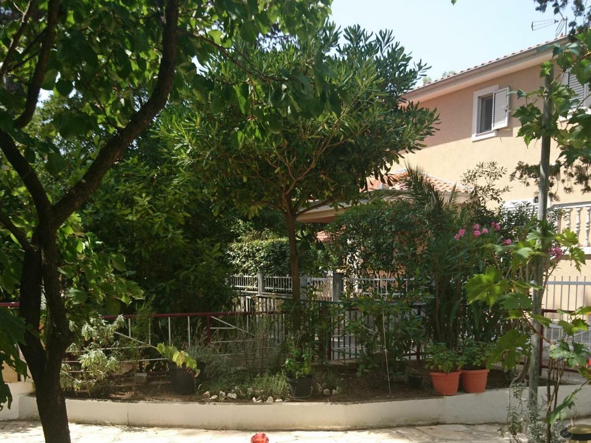 Apartmani Matas Petrcane Εξωτερικό φωτογραφία