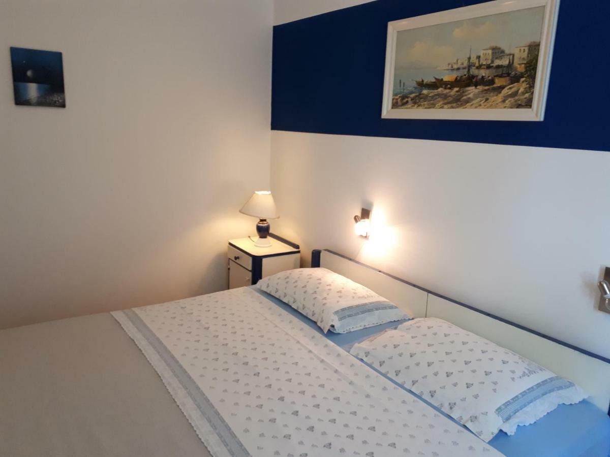 Apartmani Matas Petrcane Εξωτερικό φωτογραφία