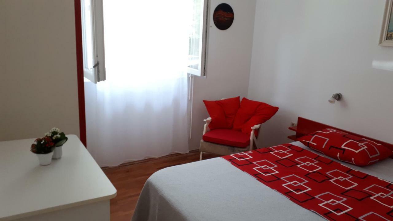 Apartmani Matas Petrcane Εξωτερικό φωτογραφία