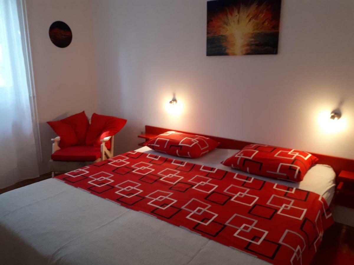 Apartmani Matas Petrcane Εξωτερικό φωτογραφία