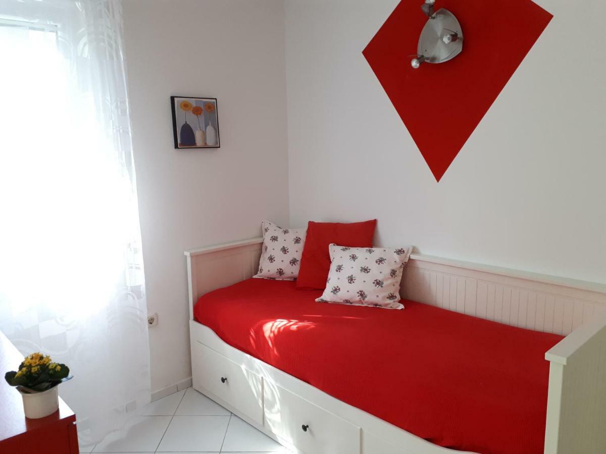 Apartmani Matas Petrcane Εξωτερικό φωτογραφία